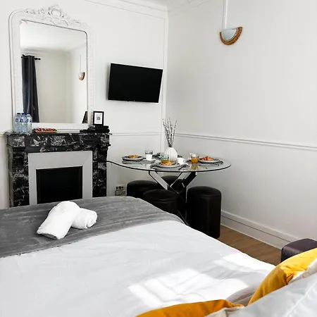 Le Parisien Apartmán Clichy